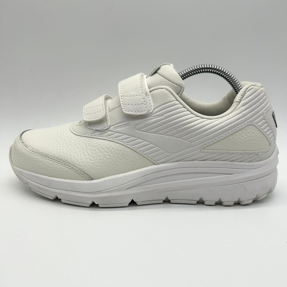 Brooks Addiction Walker V-Strap 2 Shoes Womens 10B Cream White Leather Sneakers